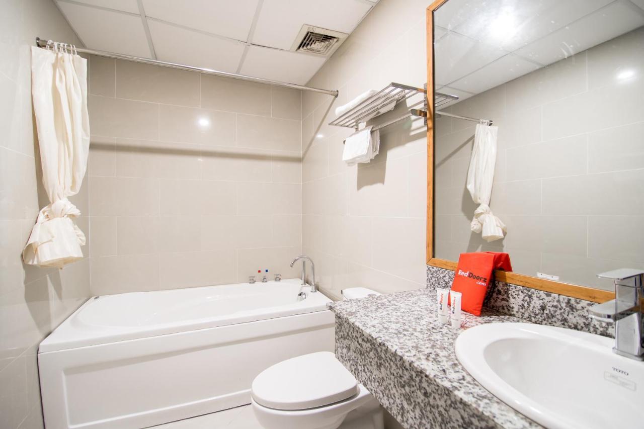 Reddoorz Plus @ Trung Son Residence Ho Si Minh-város Kültér fotó